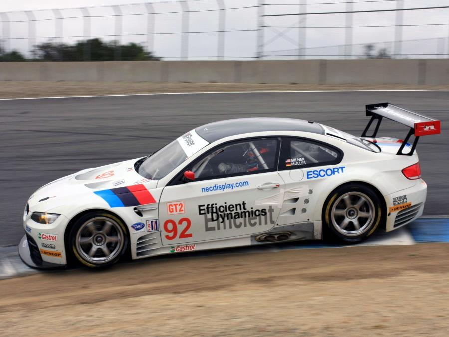  BMW M3 GT2 Race Car 2009 года  (фото 8 из 16)